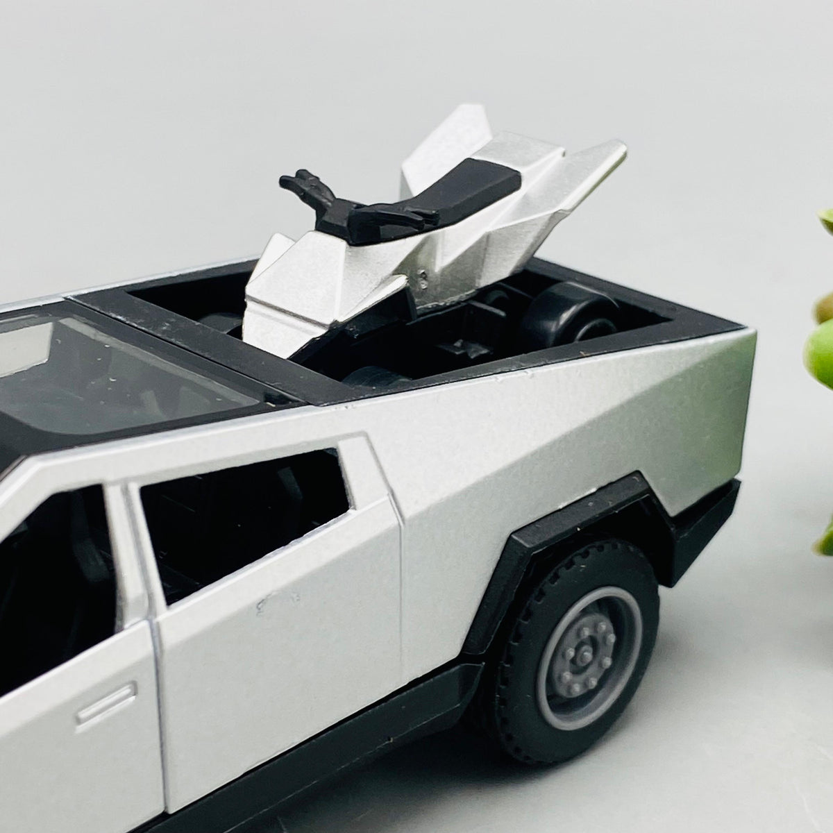 1:43 Mini Diecast Tesla Model