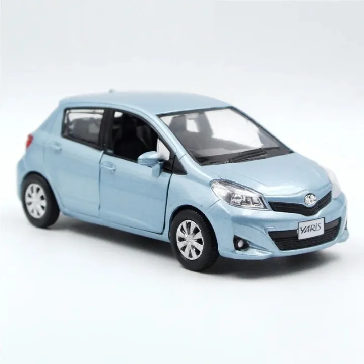 Mini 1:34 Diecast Toyota Yaris Model Car
