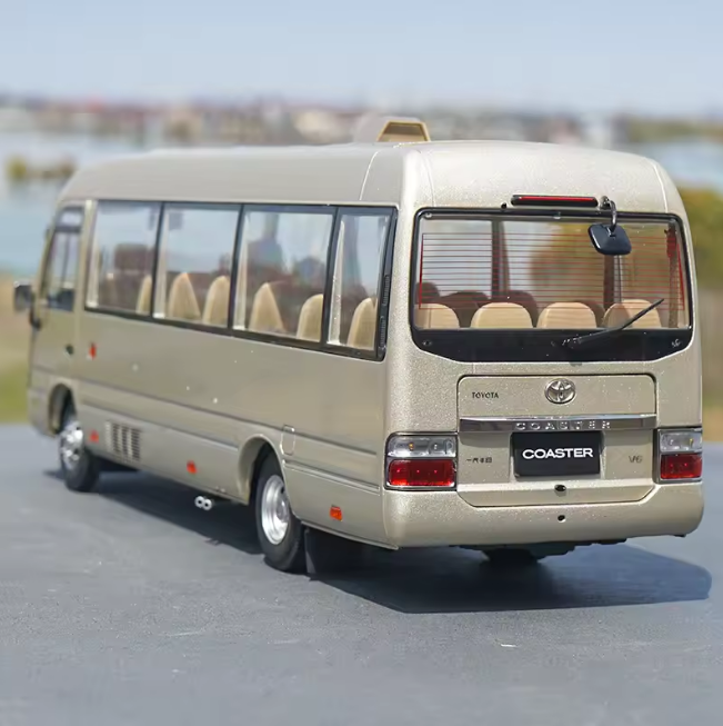 1:24 Diecast Toyota Coaster Model Bus
