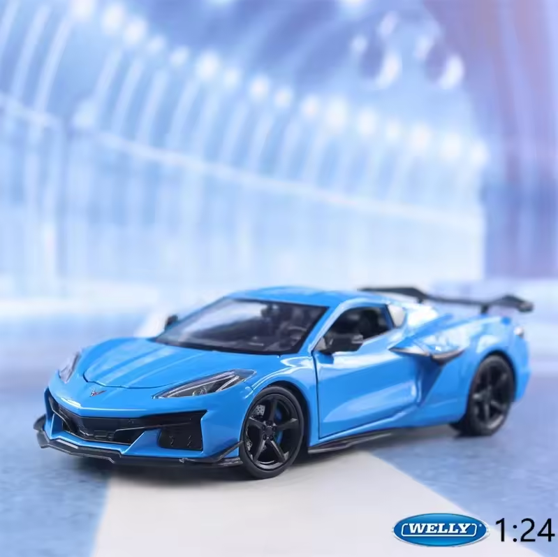 Welly 1:24 Diecast Chevrolet Corvette Z06 Car Model