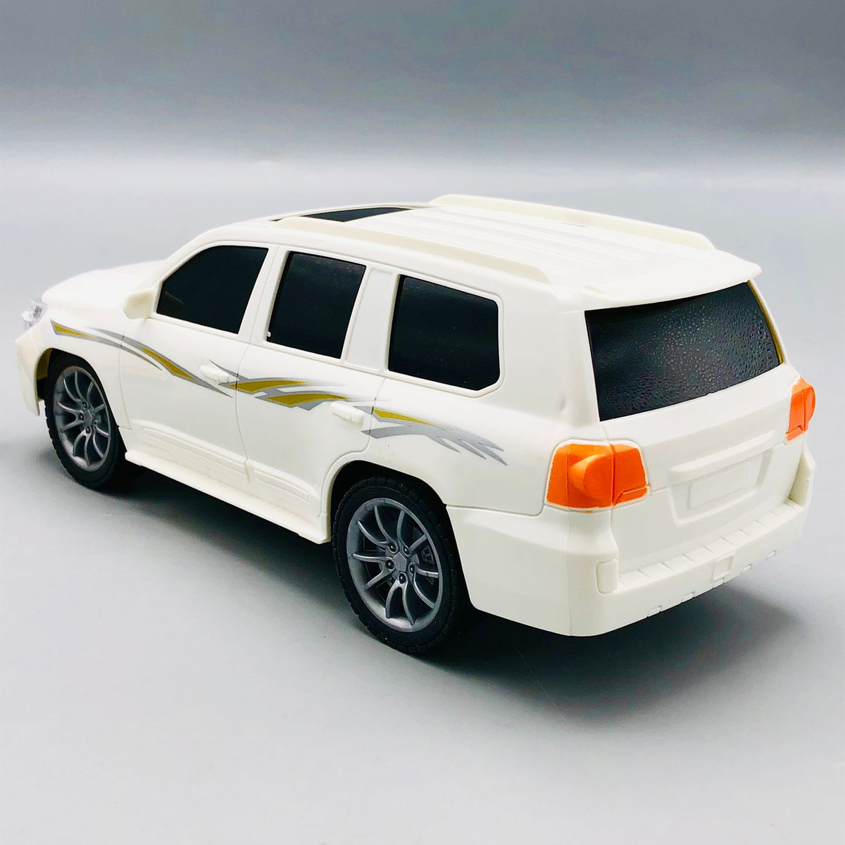 1:16 Remote Control Land Cruiser Racing Car