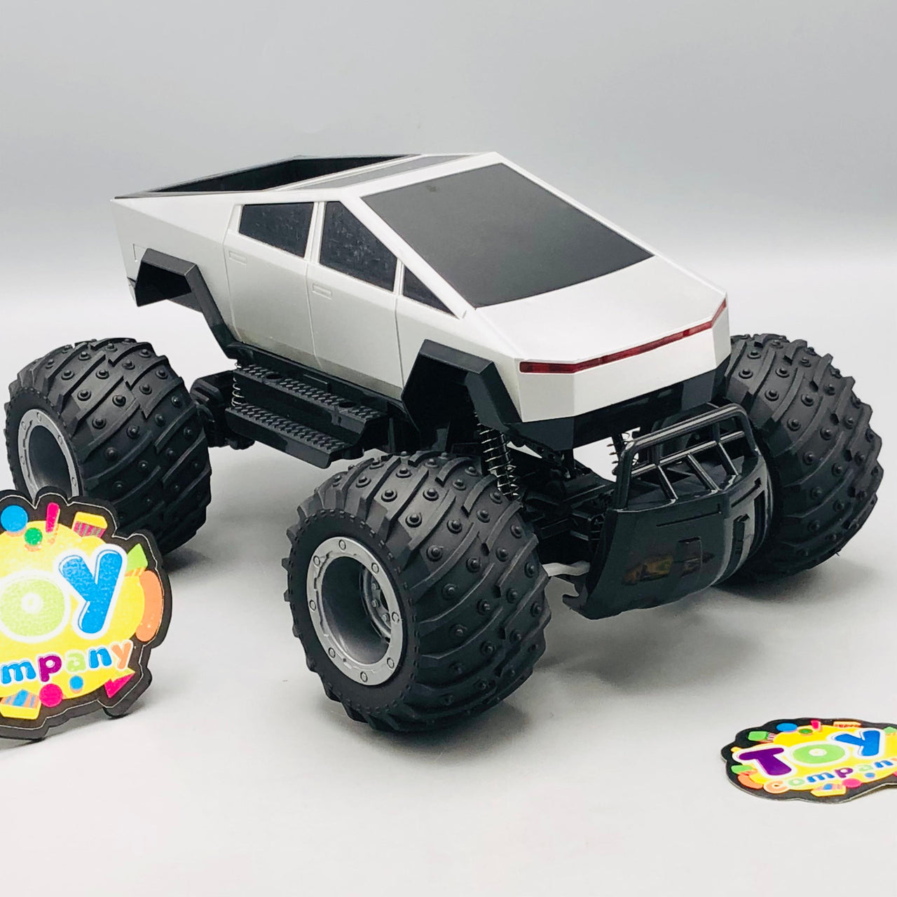 2.4GHz RC Spray Climbing Tesla Truck