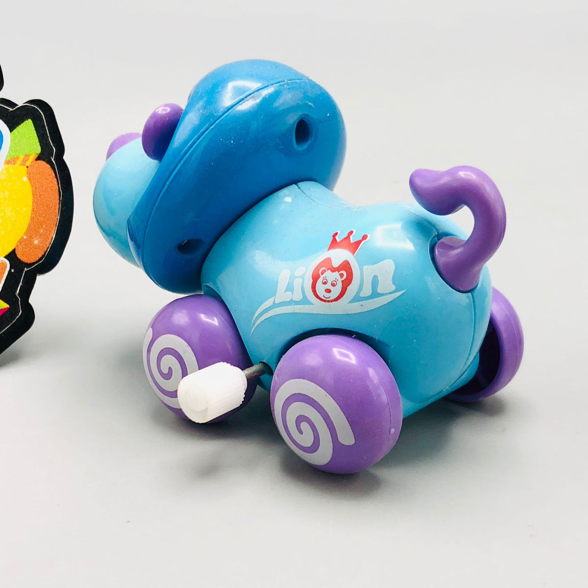 1Pc Mini Inertial Lion Toy - Minor Fault