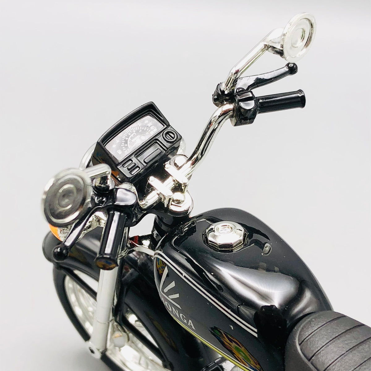 1:10 Diecast Honda 70 Model Bike - 1Pc