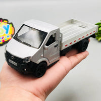 Mini Diecast GAZelle Cargo Trailer Model - 1Pc