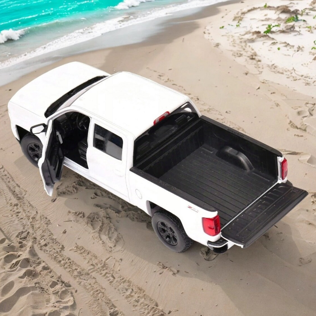 1:29 Diecast 2017 Chevrolet Silverado