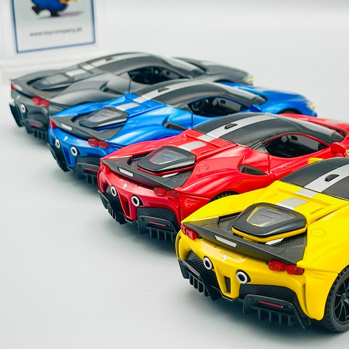 1:32 Diecast Ferrari SF90 Stradale Sport Model Car