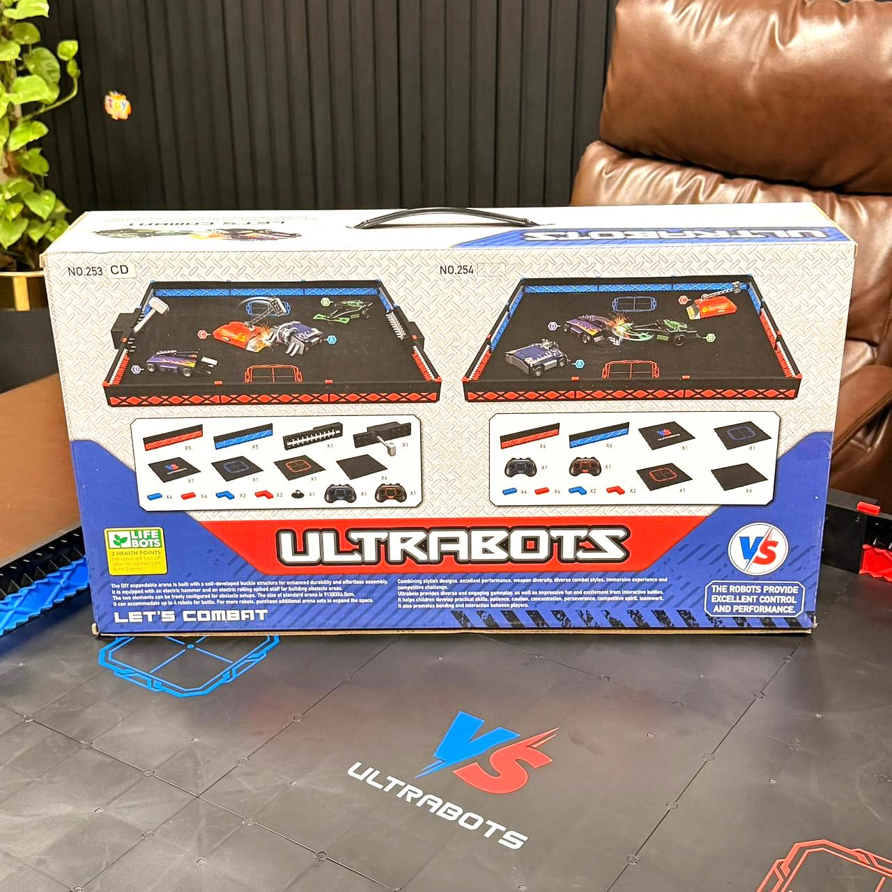 2.4G Remote Control Ultra Bots Fighting Robots With Arena