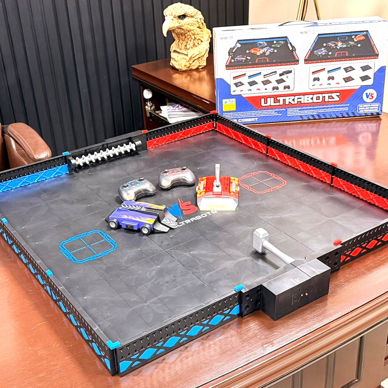 2.4G Remote Control Ultra Bots Fighting Robots With Arena