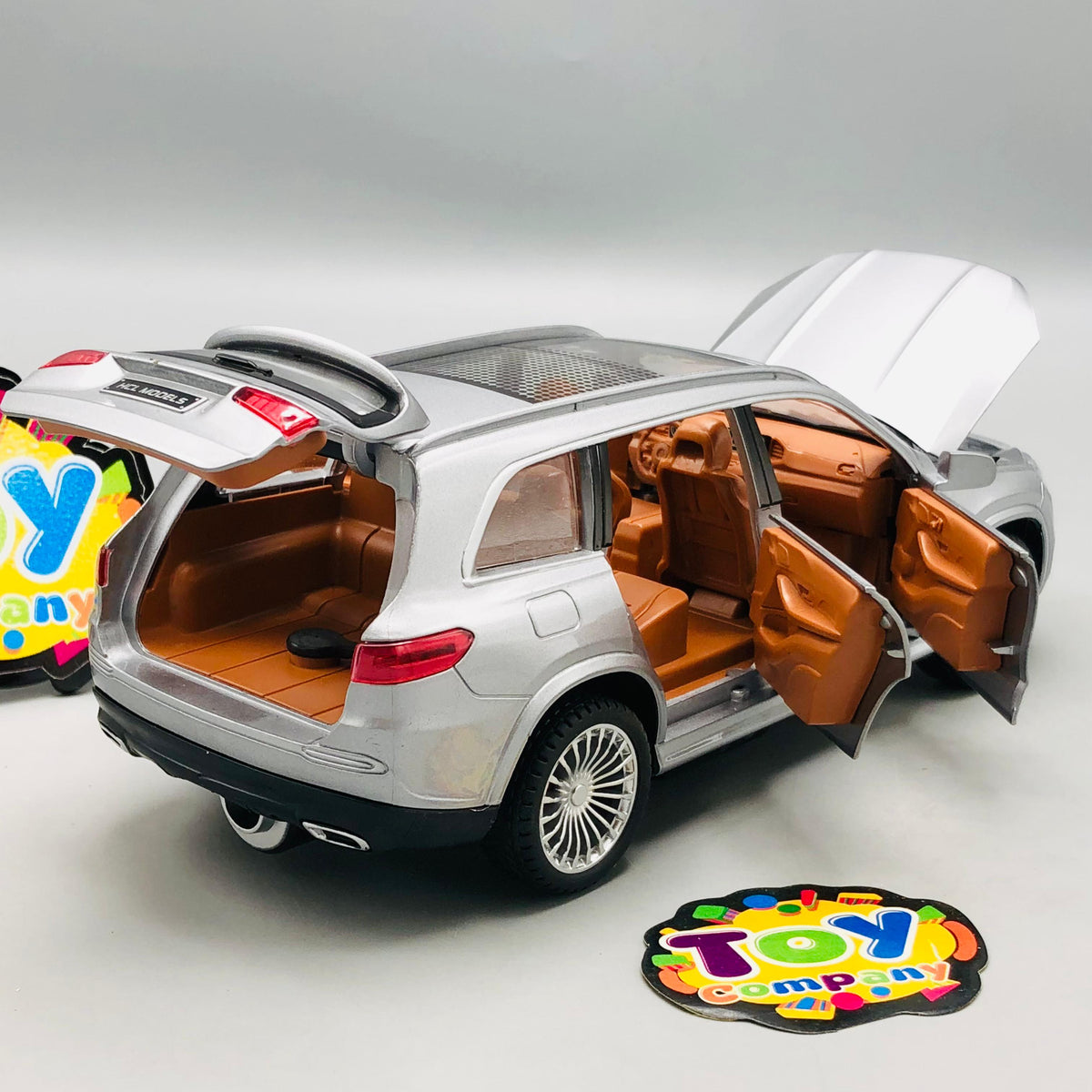 1:22 RC Diecast Mercedes GLS600 Model Car With Smoke