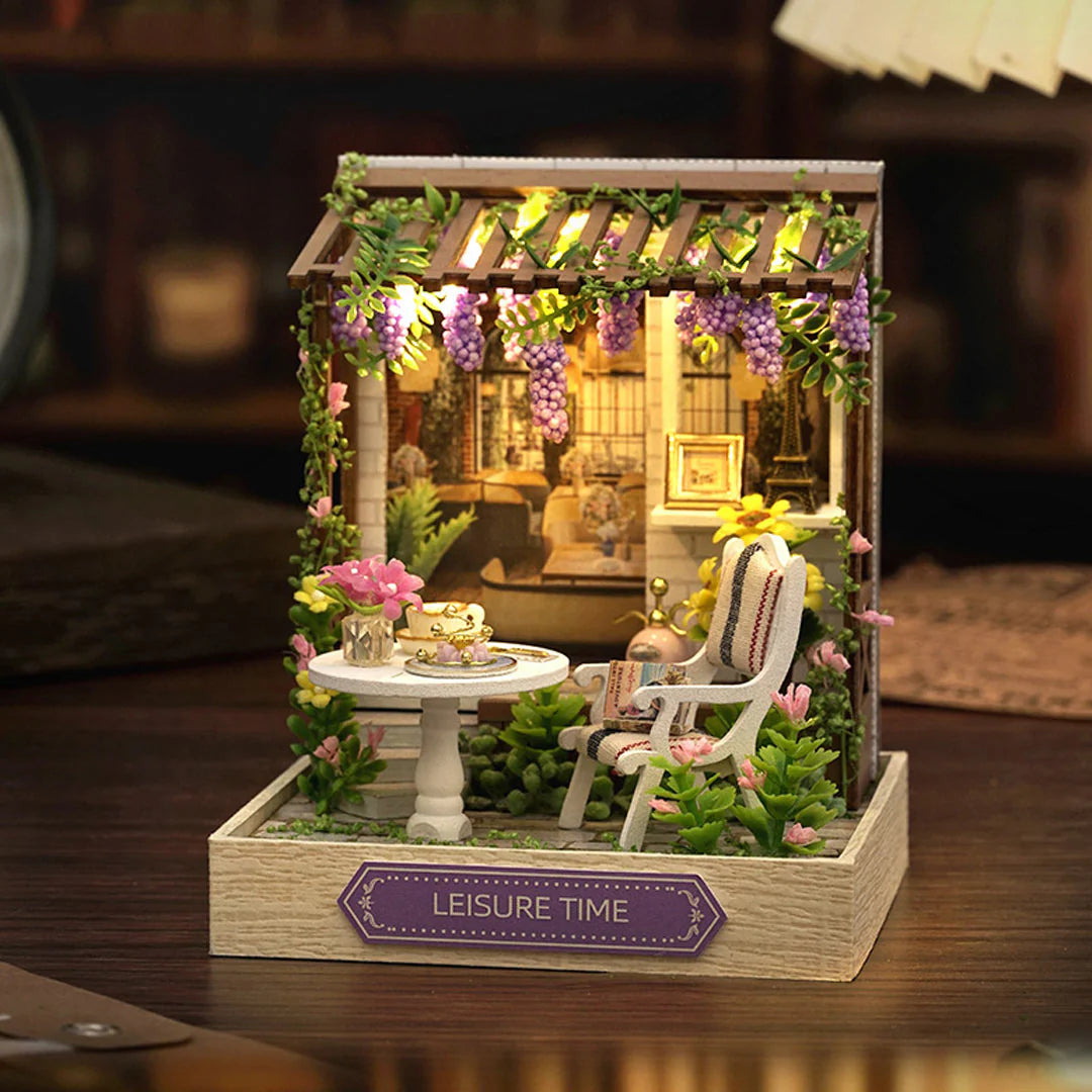 DIY Miniature Leisure Time With LED Lights