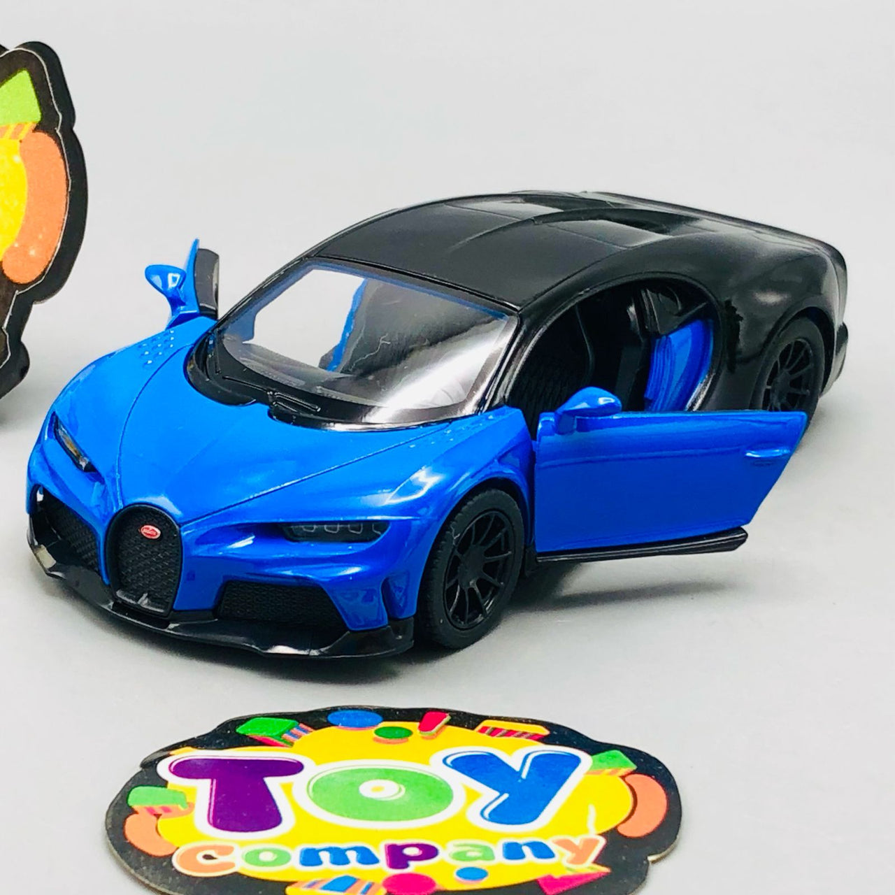 1:38 Kinsmart Bugatti Chiron Supersport Model