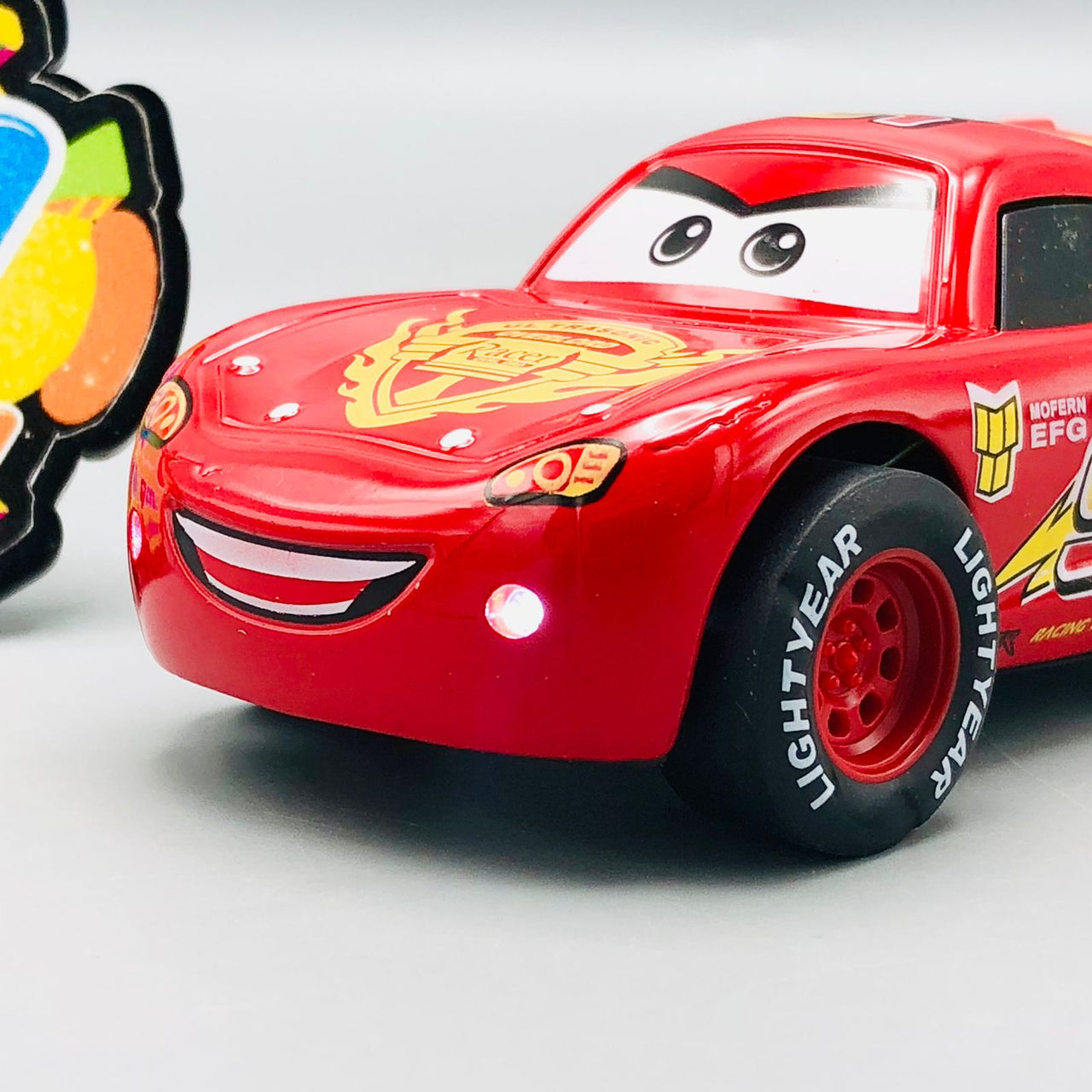 1Pc Diecast McQueen Thrilling Racing Car With Light & Sound
