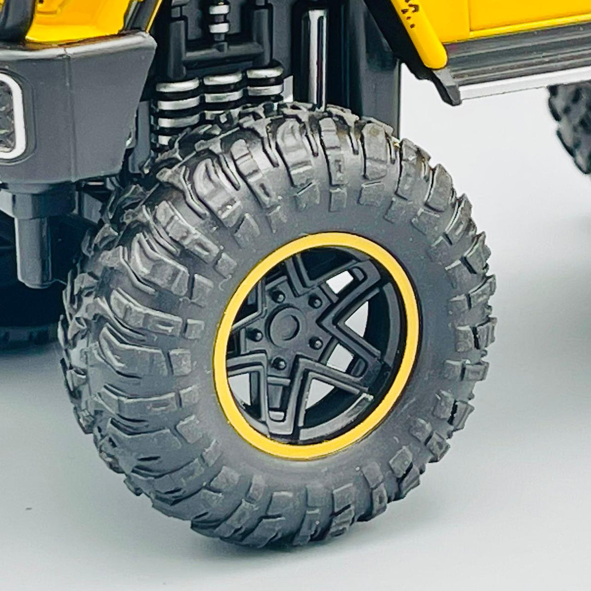 Diecast 1:24 Big Wheels Model Jeep