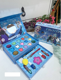 24Pcs Realistic Frozen Beauty Makeup Briefcase