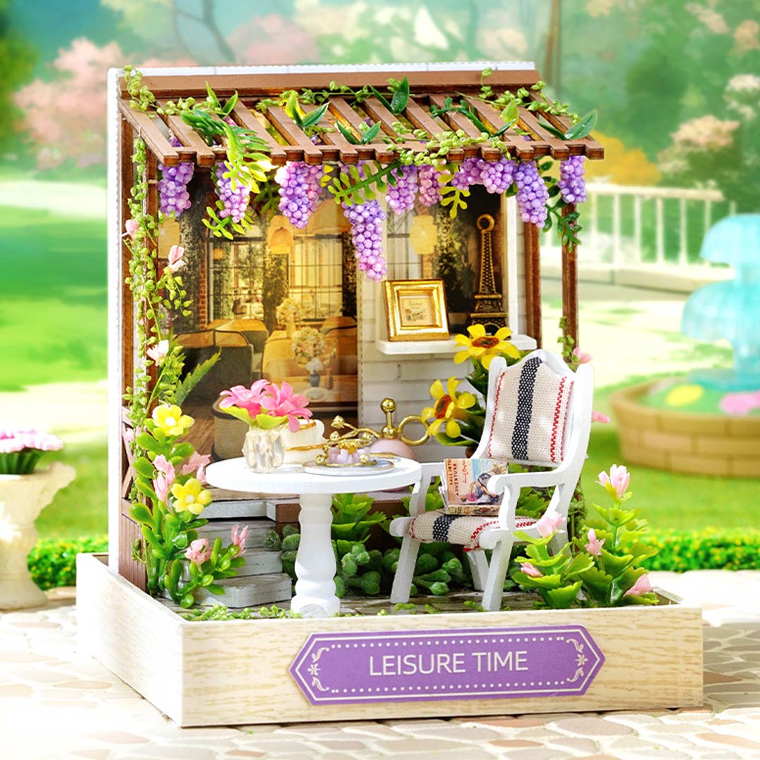 DIY Miniature Leisure Time With LED Lights