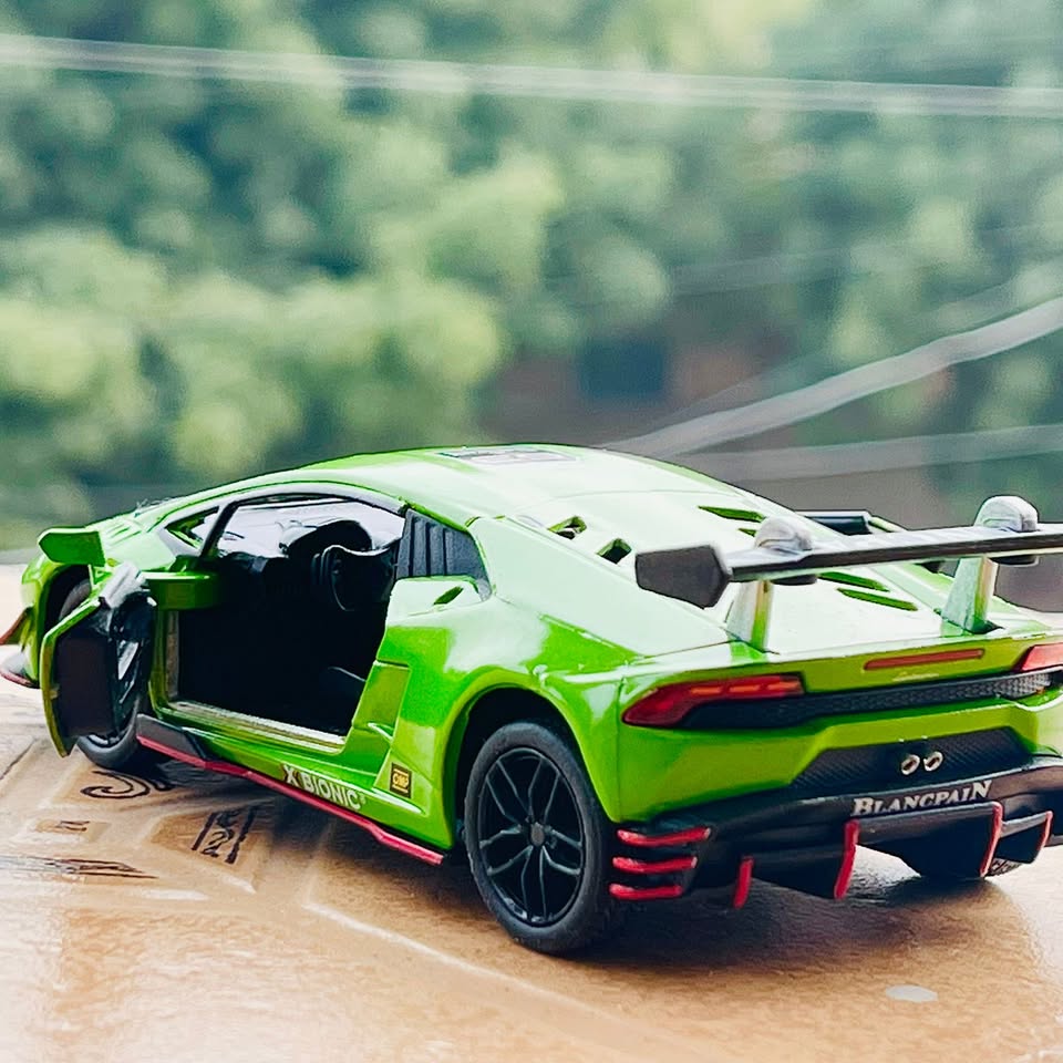 Kinsmart Metal Lamborghini Huracan LP620-2 Super Trofeo
