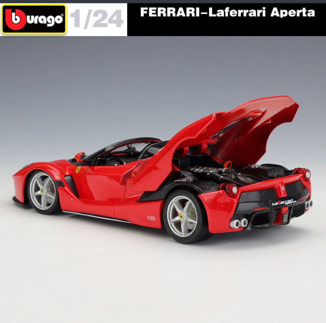 Bburago 1:24 Ferrari LaFerrari Aperta - Red