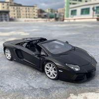 Maisto 1:24 Aventador Roadster Model