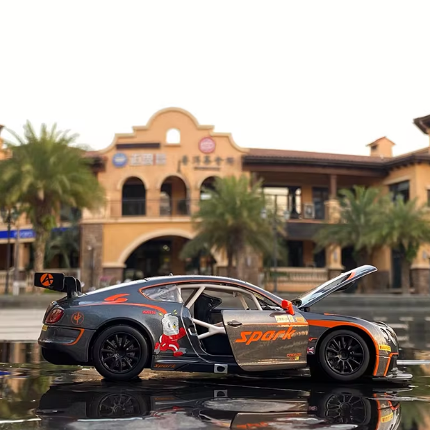 1:24 Diecast Bently Continental GT3 Official Licensed Model