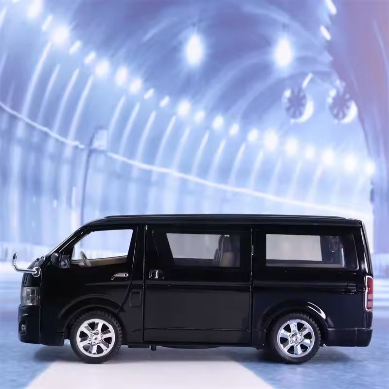 1:32 Diecast Toyota Hiace Van Model