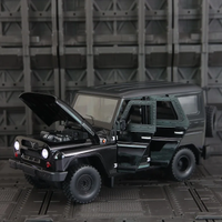 1:18 Diecast Russia UAZ Hunter SUV Model