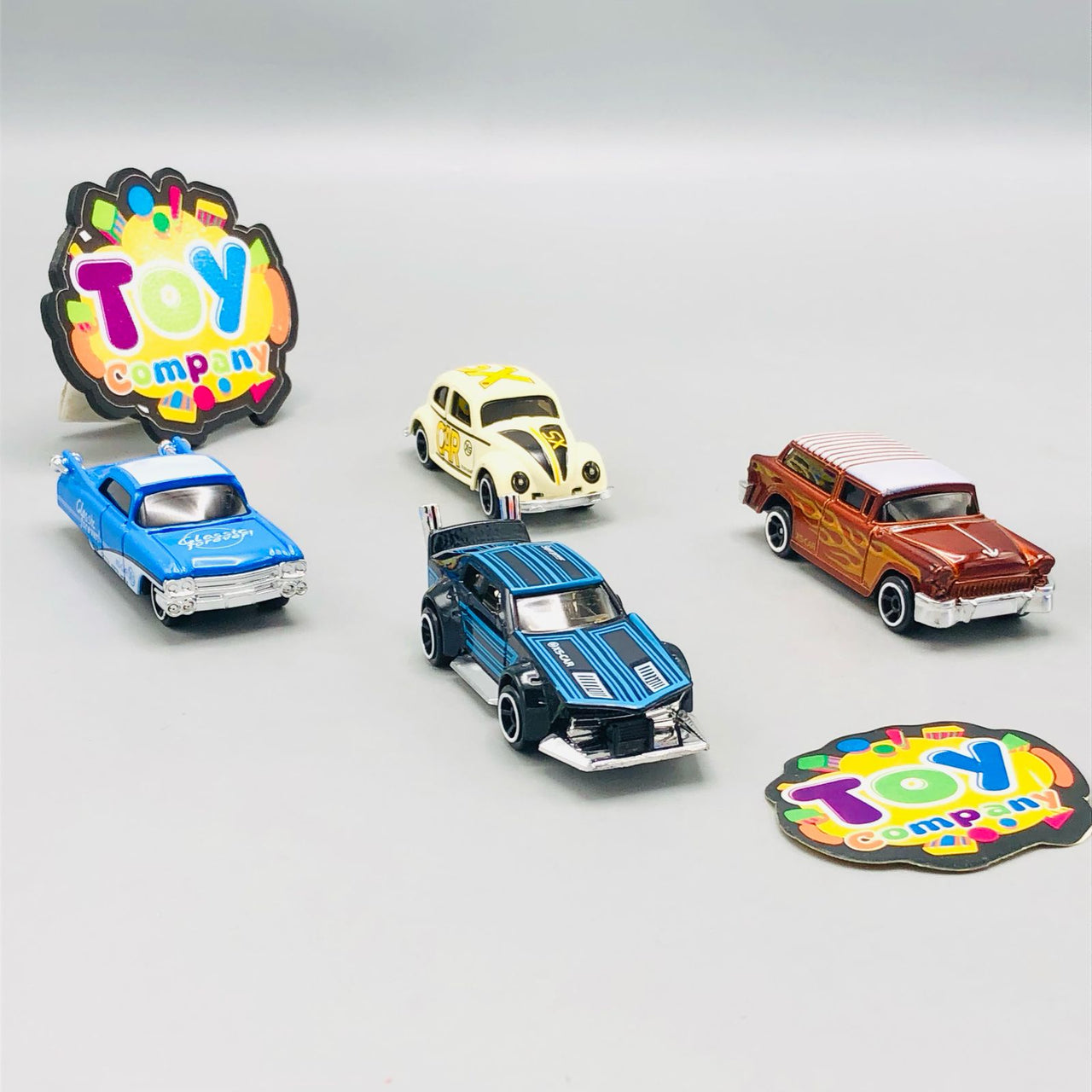 4Pcs Hot Wheel Diecast Cars with Display Racks - Damaged
