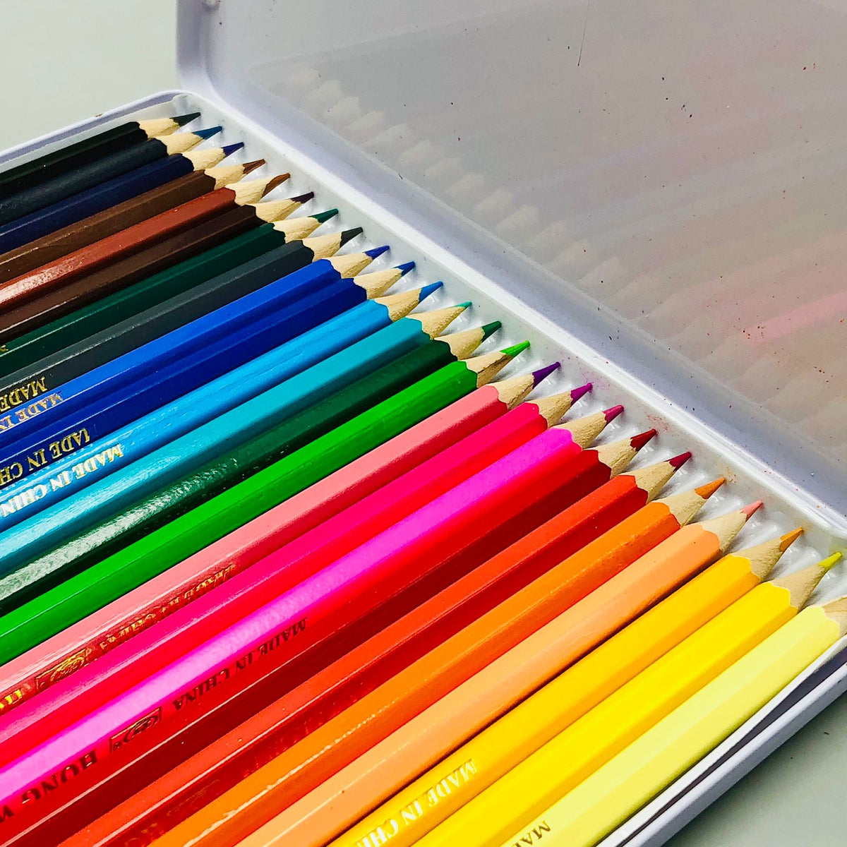 24Pcs Color Pencils Set