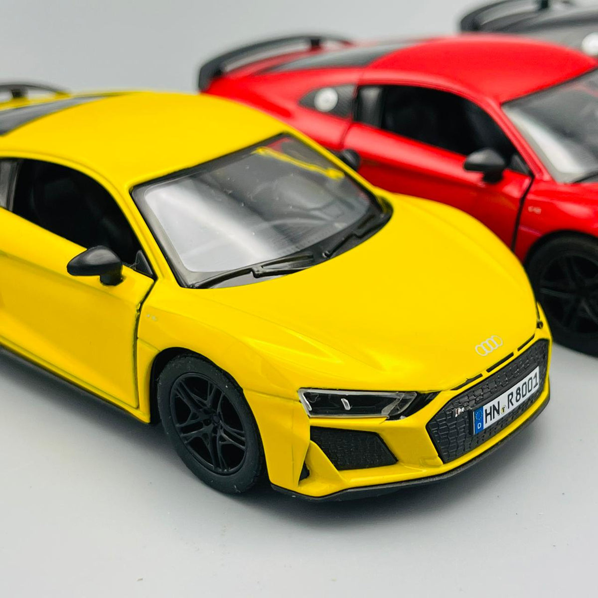 Kinsmart Metal Body 2020 Audi R8 Coupe