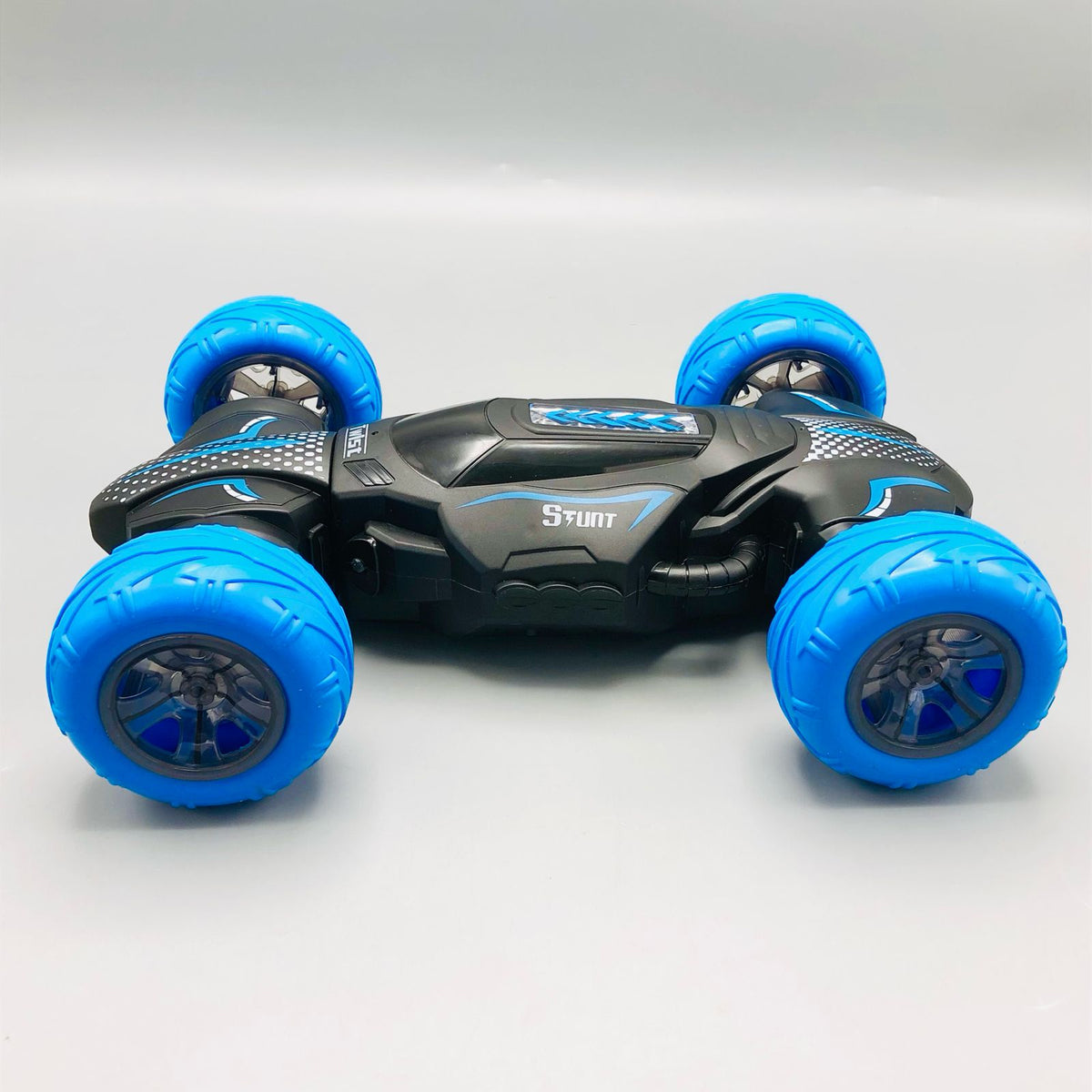 2.4GHz RC Wireless Action Stunt Car With Lights