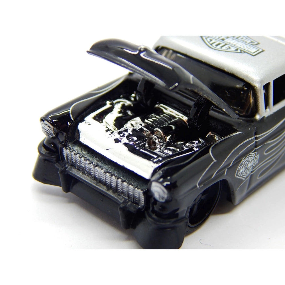 Maisto 1:64 Harley-Davidson 1955 Chevrolet Nomad