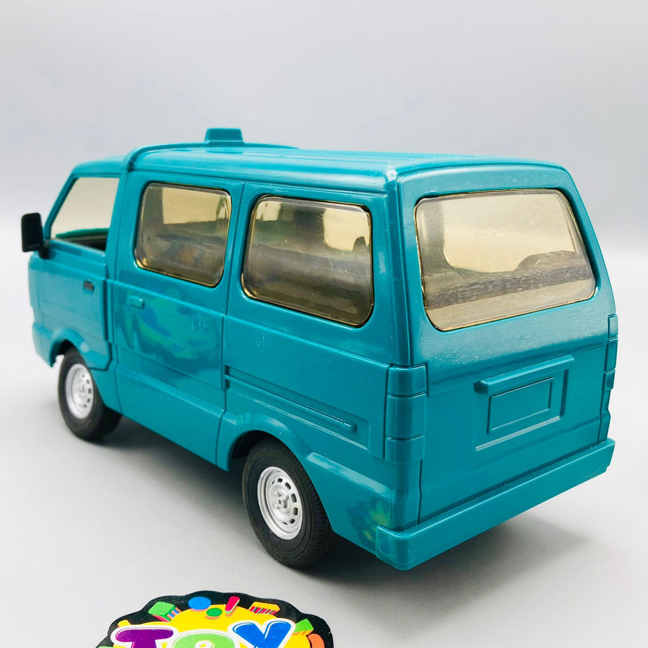 1:16 2.4GHz RC Urban Crawler Van With Lights - Without Box