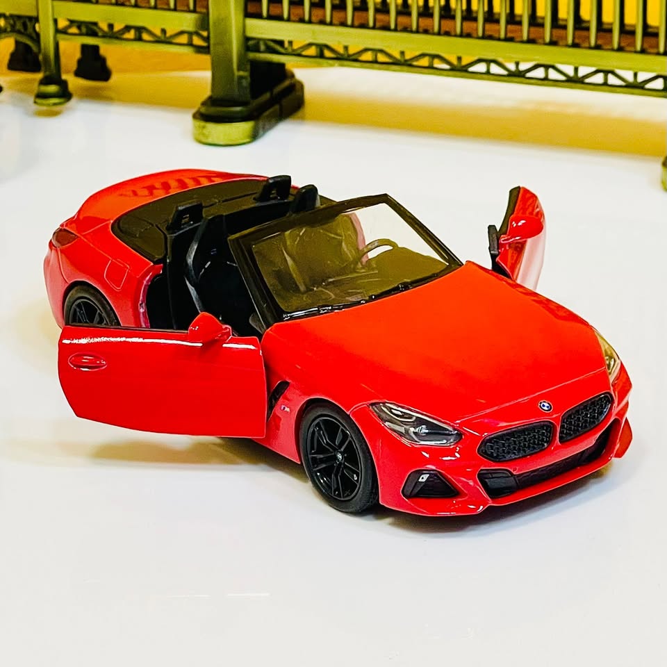Kinsmart Metal Body BMW Z4