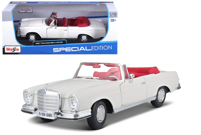 1:18 Maisto 1967 Mercedes Benz 280SE