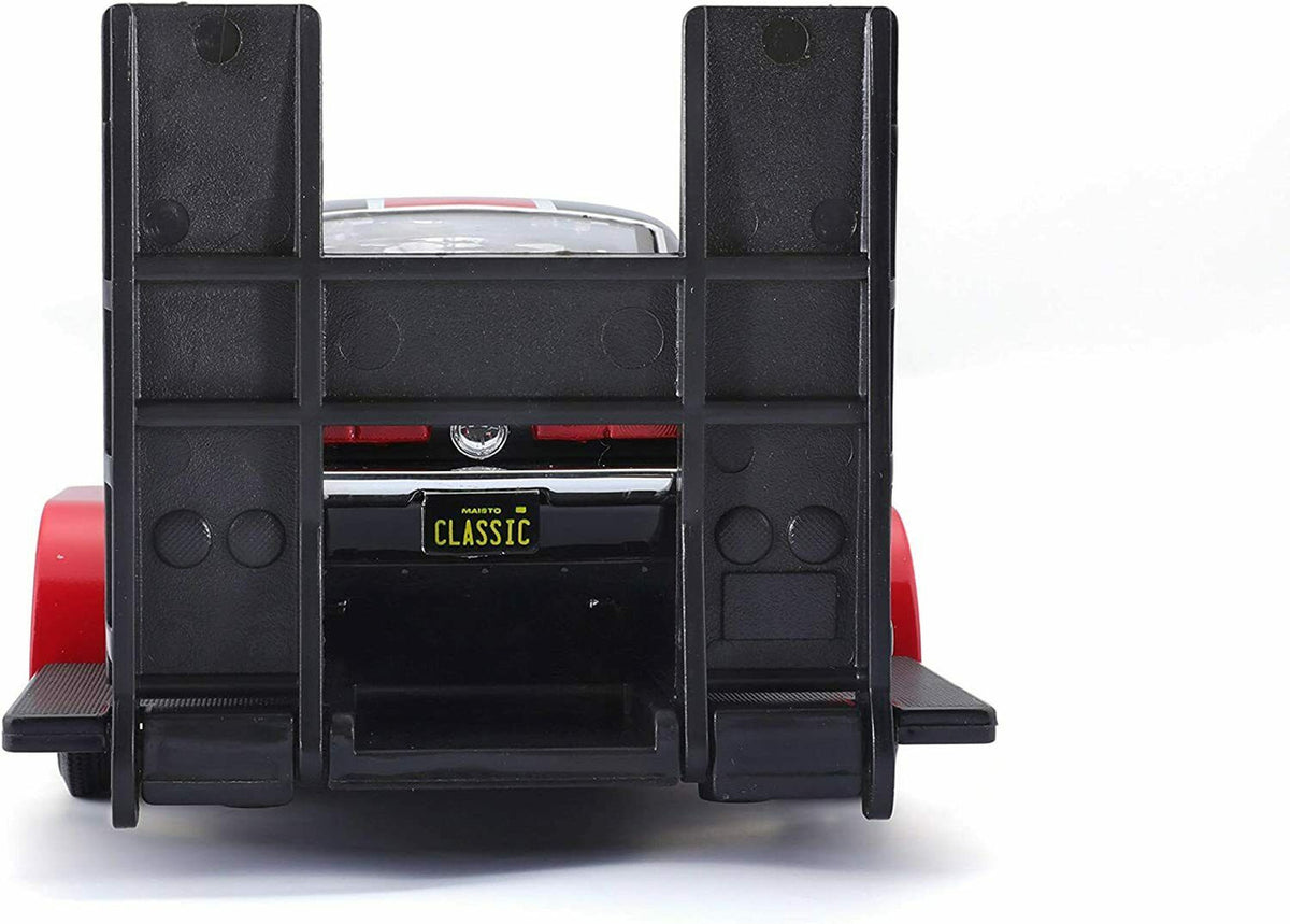1:24 1948 Ford F1 Truck with 1967 Ford Mustang