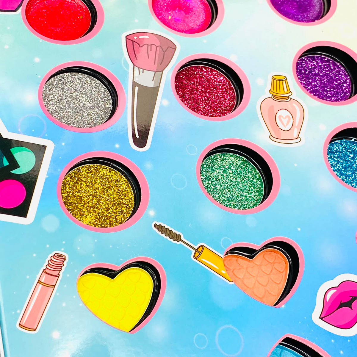 34Pcs Realistic Unicorn Makeup Briefcase