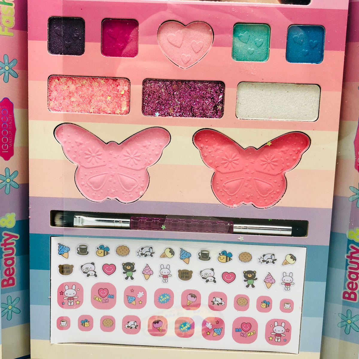 25Pcs Beauty & Fashion Makeup Kit
