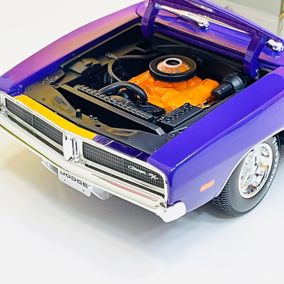 Maisto 1:18 Special Edition 1969 Dodge Charger