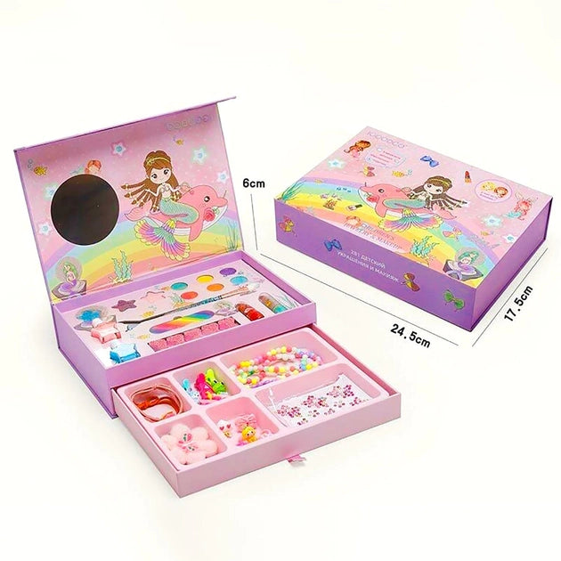 Princess Royal Jewellery & Cosmetic Set