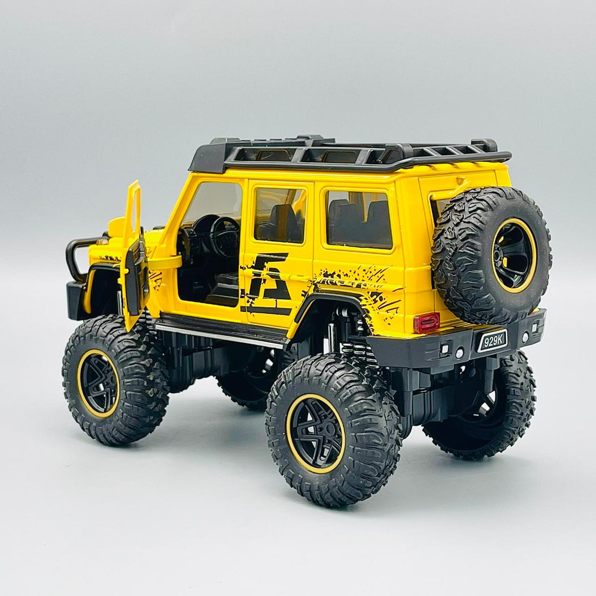 Diecast 1:24 Big Wheels Model Jeep
