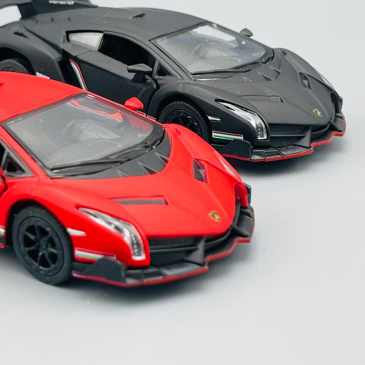 Kinsmart Metal Body Matte Lamborghini