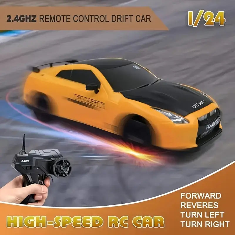2.4GHz RC Nissan GTR Mini Drift Car