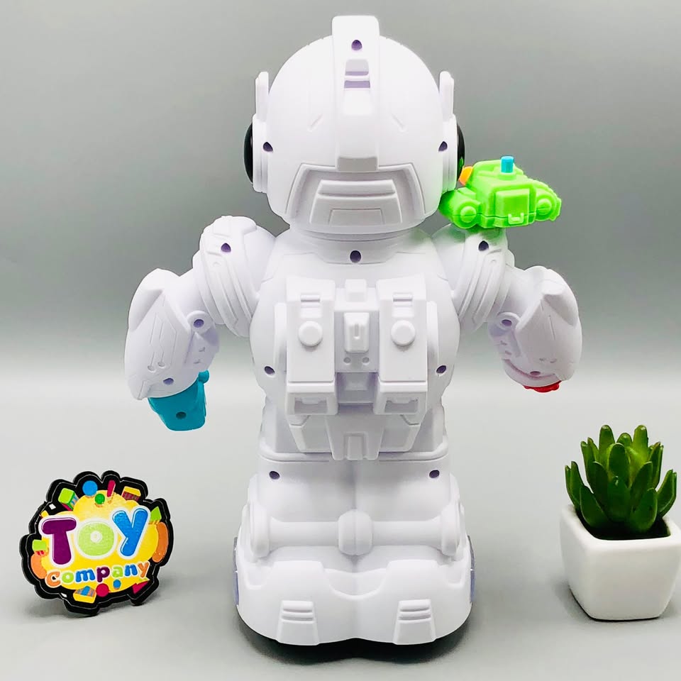 Electric Rotating Gear Robot With Weapon