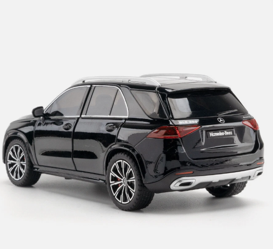 1:24 Diecast Mercedes Benz GLE 350 Model Car With Smoke