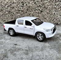 1:32 Diecast Hilux Rocco/Revo Model Car