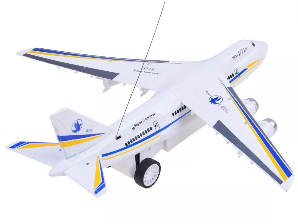 RC Airliner Model With Lights