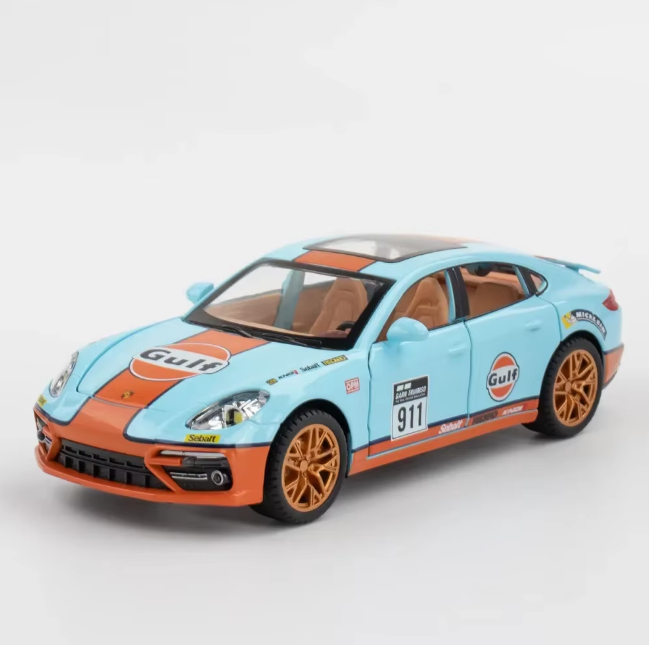 Porsche panamera miniature 2025