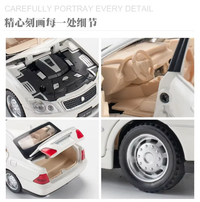 1:32 Diecast Toyota Crown Model Car