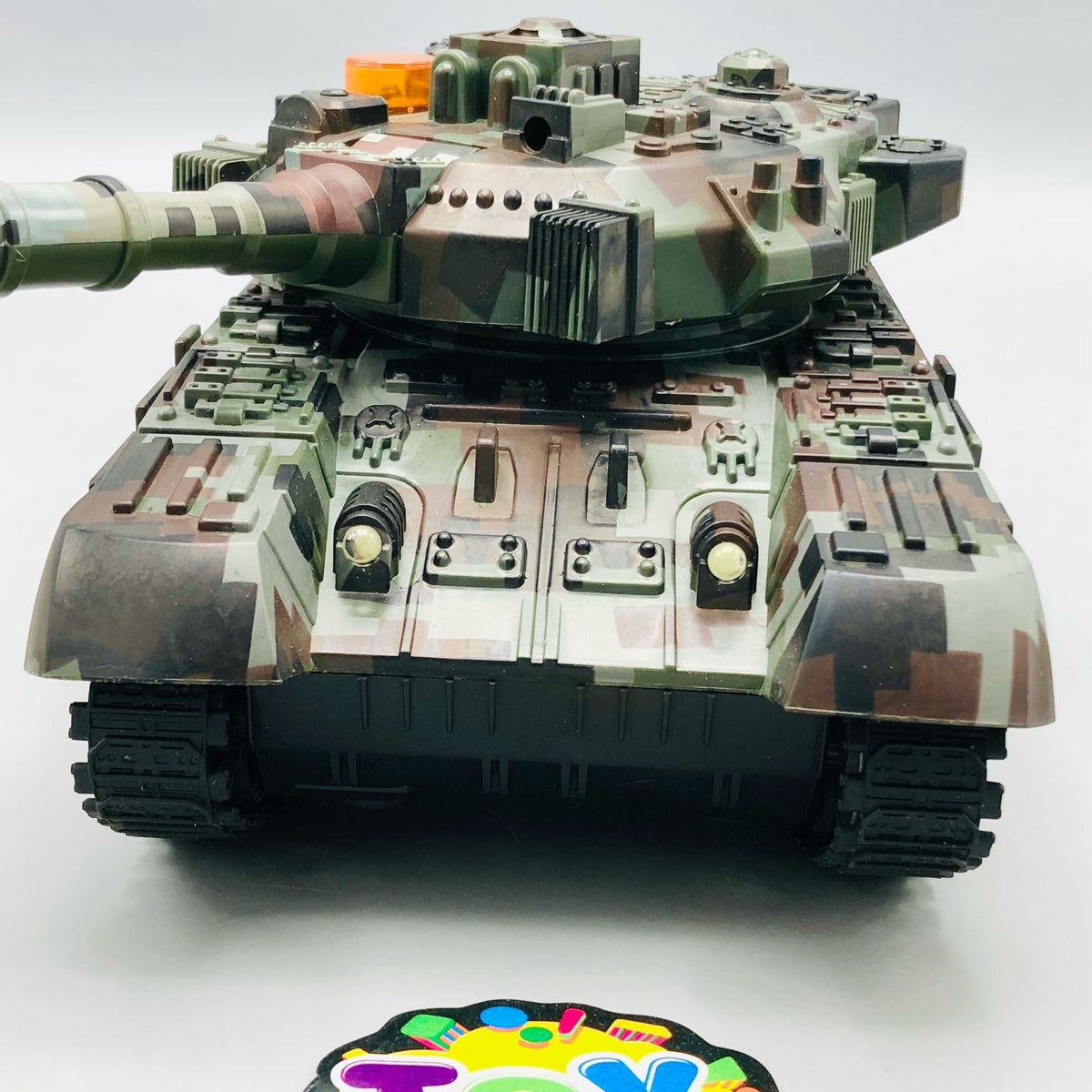 2.4GHz RC Military Tank Model With Lights