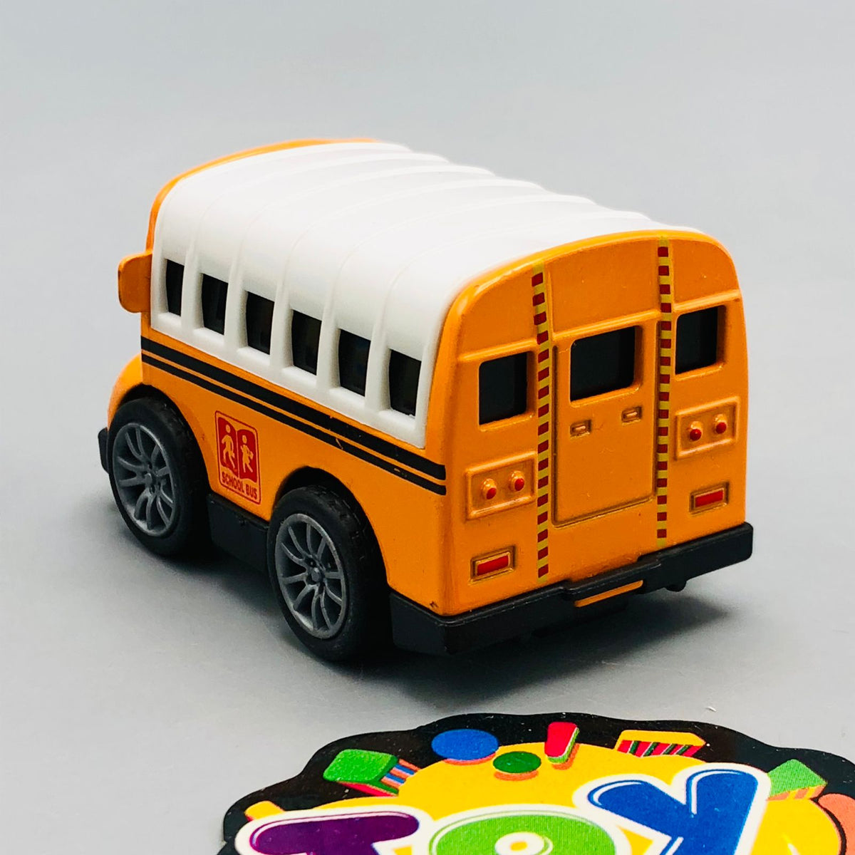 1Pc Diecast Mini Pullback School Bus